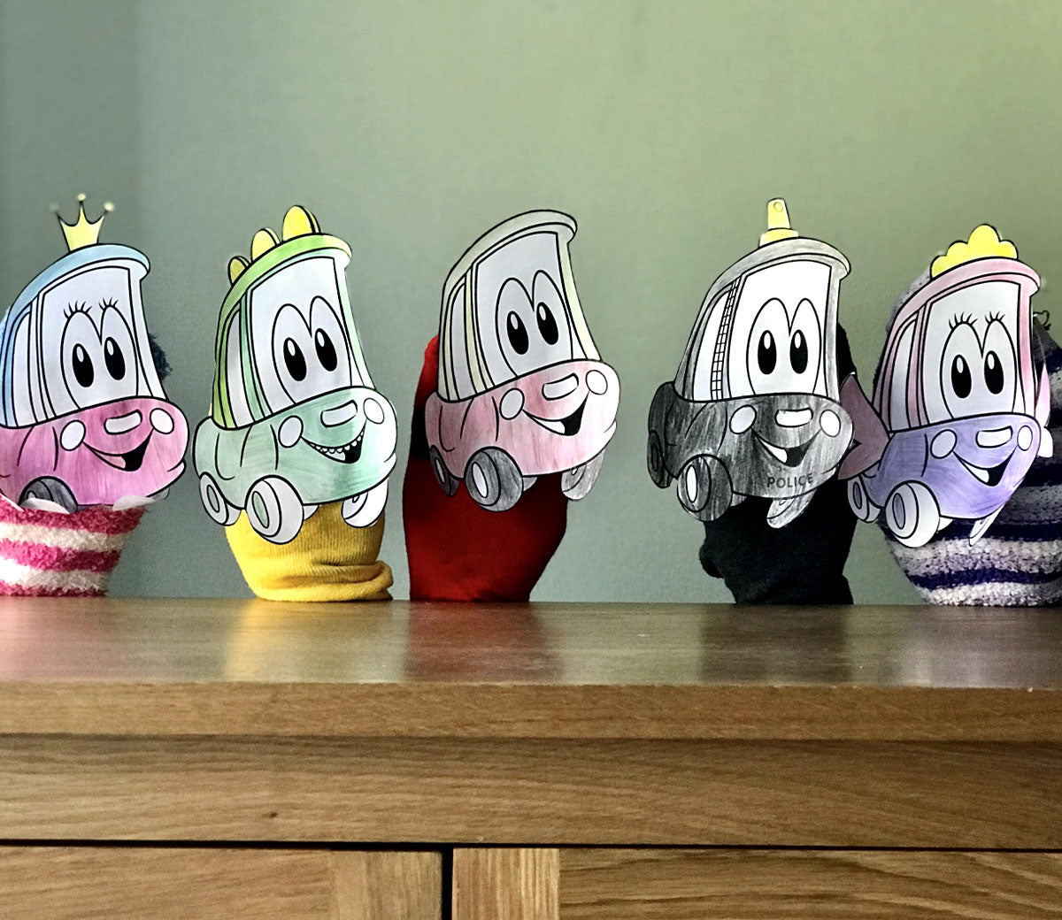 How to stage your own puppet show - Official Little Tikes