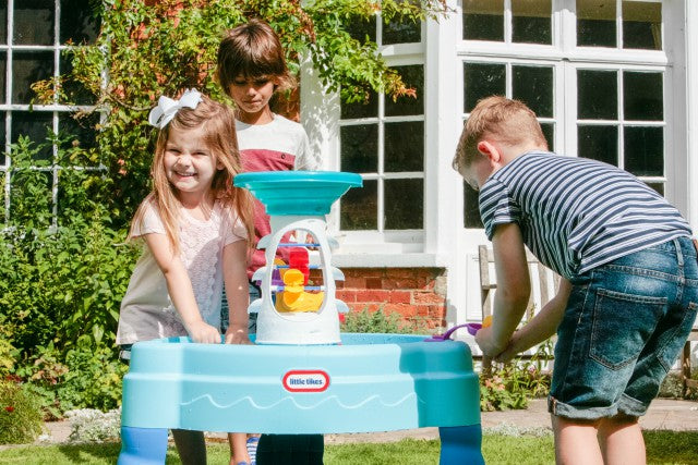 The best sand and water tables for your little ones