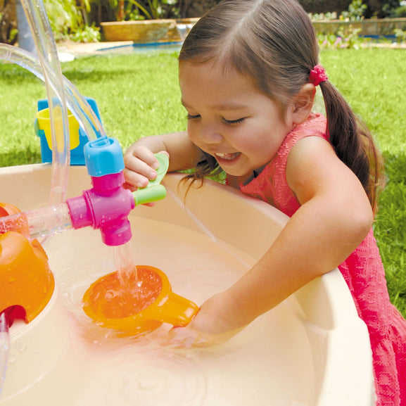 Fun Zone Fountain Factory Water Table™ - Official Little Tikes Website