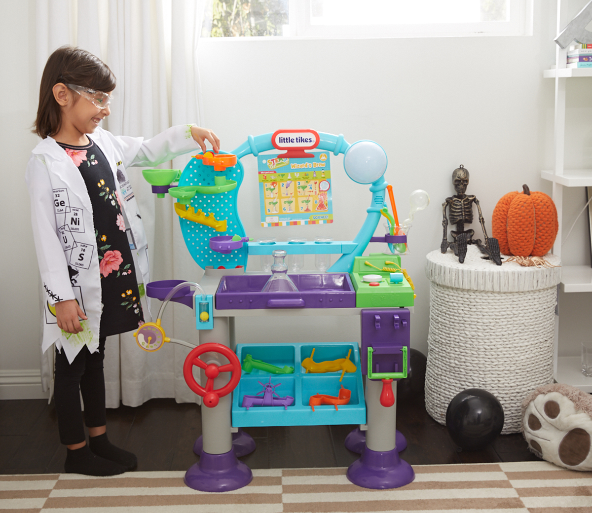 little tikes science station